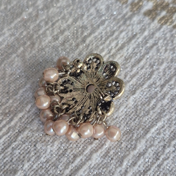 Retro Faux Pearl and Rhinestone Flower Brooch - Picture 7 of 8